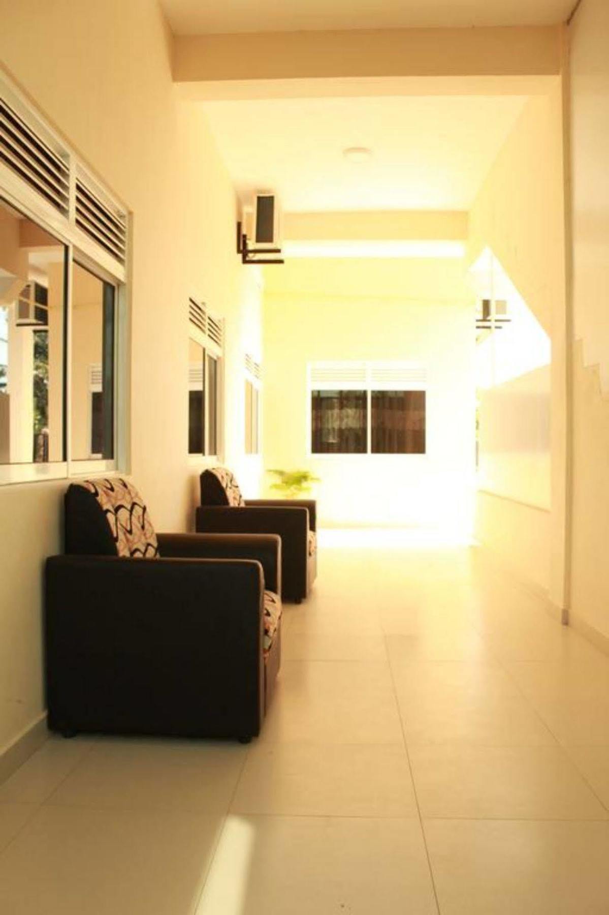 Pearl City Hotel Tissamaharama Exteriör bild